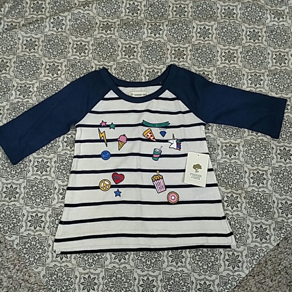 🍕 🍿Tucker + Tate Navy fun shirt